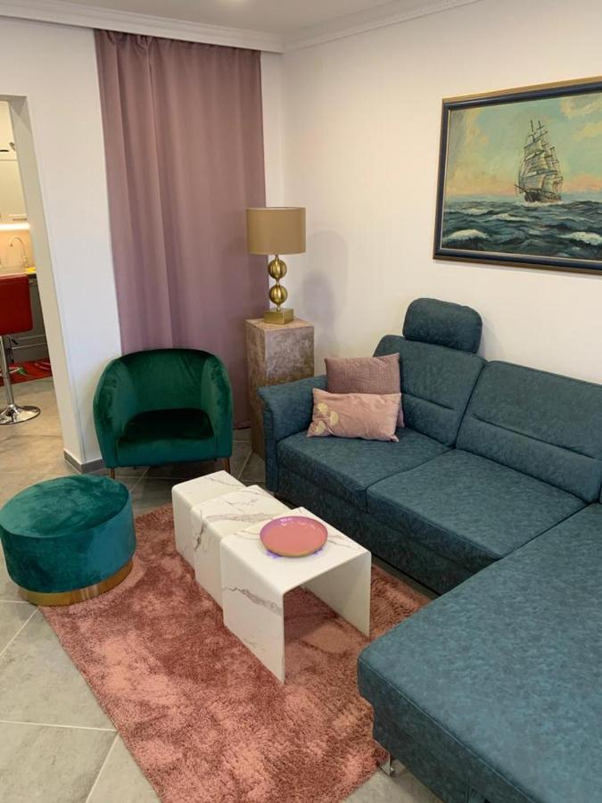 Luxurious Seaview Apartment شيبينيك المظهر الخارجي الصورة